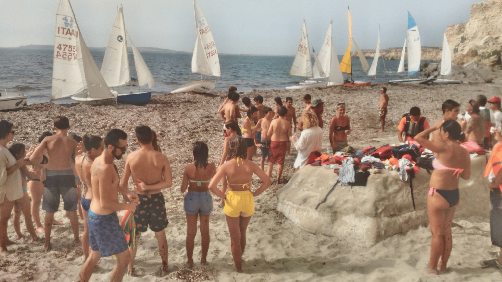 Candidature studenti perchè con noi si vive lo spirito del gruppo e dell'avventura.